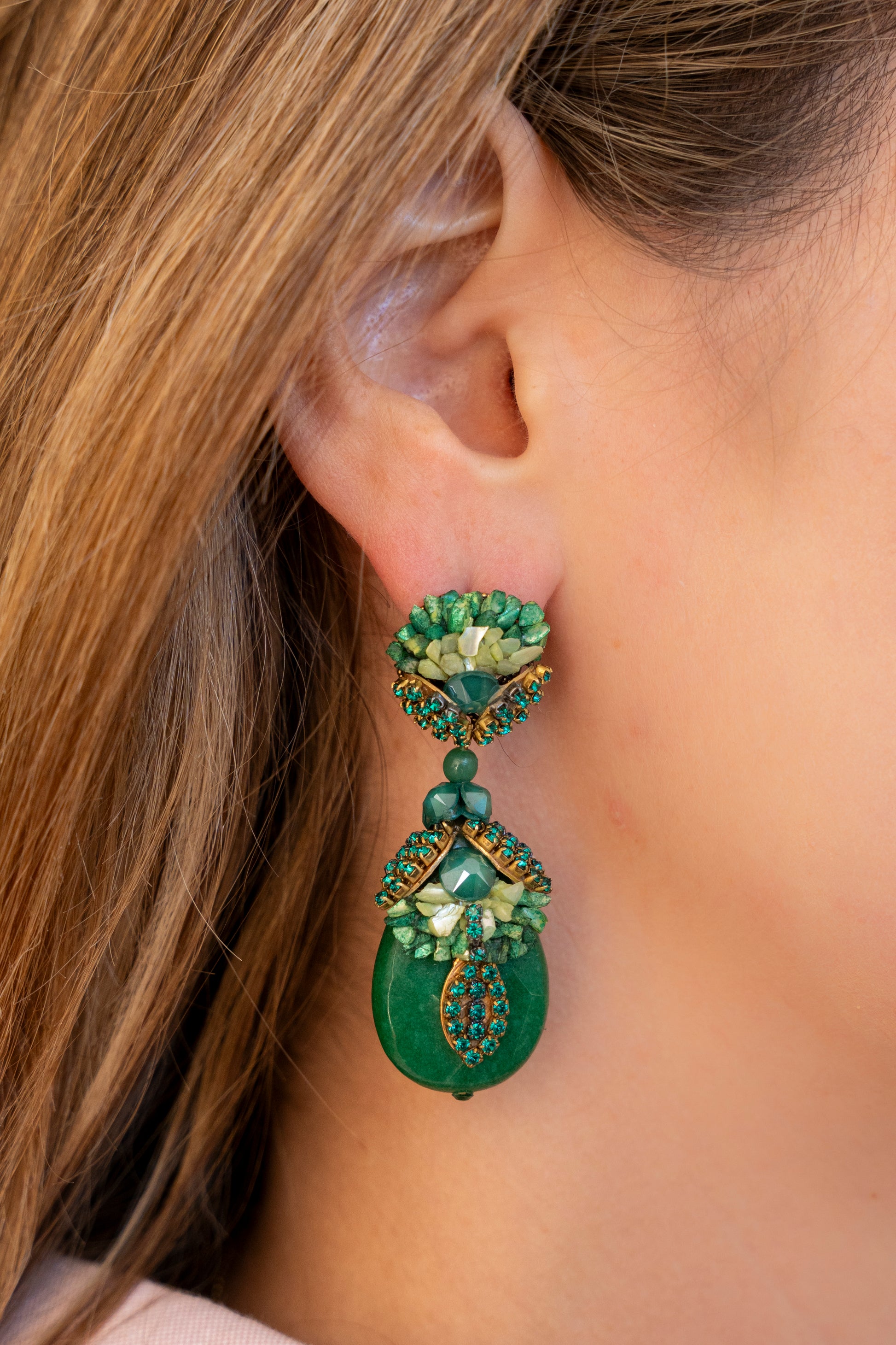 Oval Tear Drop Earrings With Rhinestones And Mother-Of-Pearl in Emerald Green - La Jolla